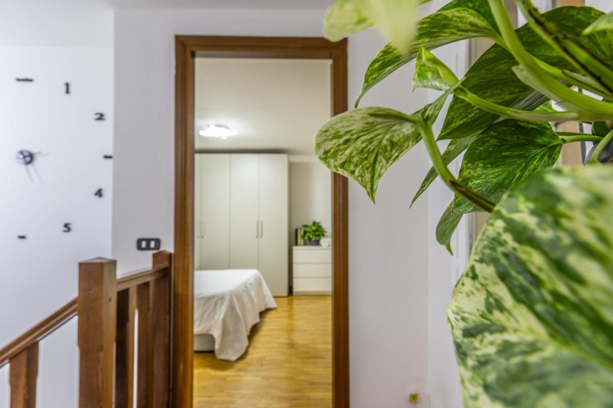 Ottonelli Street Stay- Wifi Fibra Free Tra Storchi & Centro Storico Módena Exterior foto